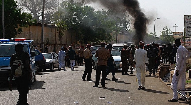 Nijerya'da camiye intihar saldırısı: 42 ölü