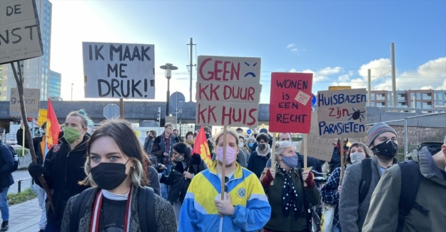 Hollanda'da konut azlığı ve kira fiyatları protesto edildi