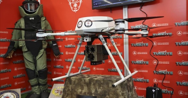 Dünyanın ilk lazer silahlı dronu 'Eren' testlerdeki başarılı atışlarıyla göz dolduruyor