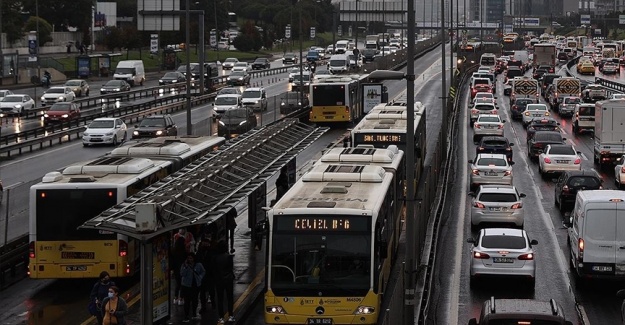 İstanbul'da yılbaşında toplu ulaşım 24 saat çalışacak