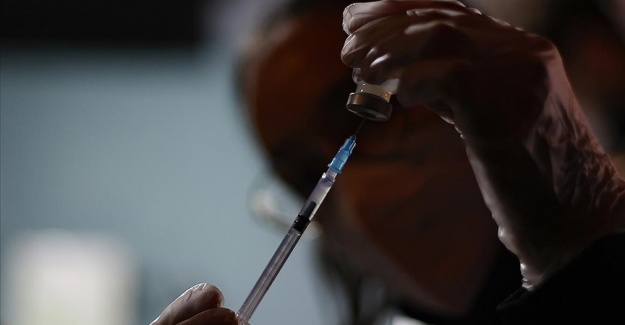 İsrail'de yapılan araştırma 4. doz aşının Omicron'a karşı 'yeterince etkili olmadığını' gösterdi