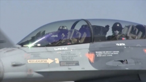 Türk F-16'ları Azerbaycan uçaklarıyla uçuş gerçekleştirdi