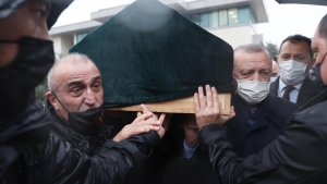 Cumhurbaşkanı Erdoğan, eski Galatasaray Kulübü Başkanı Cengiz'in cenaze törenine katıldı